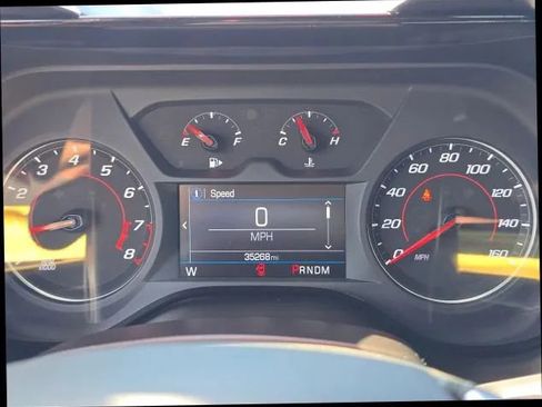 Used 2019 Chevrolet Camaro LT w/ RS Package image 24