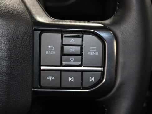 Certified 2025 Ford F350 Platinum image 39