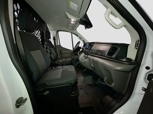 Used 2025 Ford Transit 250 Low Roof w/ Exterior Upgrade Package RWD image 33