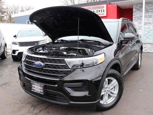 Used 2020 Ford Explorer XLT w/ Comfort Package image 56