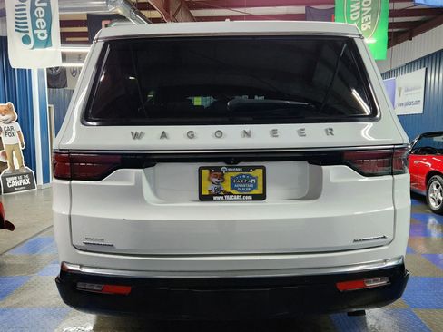 Used 2023 Jeep Wagoneer L Series II image 93