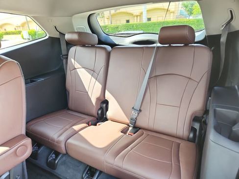 Certified 2021 Buick Enclave Avenir w/ Avenir Technology Package FWD image 10
