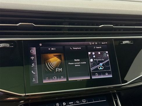 Used 2021 Audi Q8 Premium Plus image 16