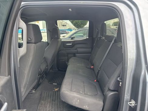 Used 2021 Chevrolet Silverado 1500 Custom Trail Boss AWD/4WD image 23