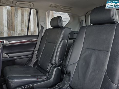 Used 2017 Lexus GX 460 Premium image 24