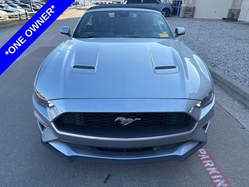Used 2023 Ford Mustang Premium image 2