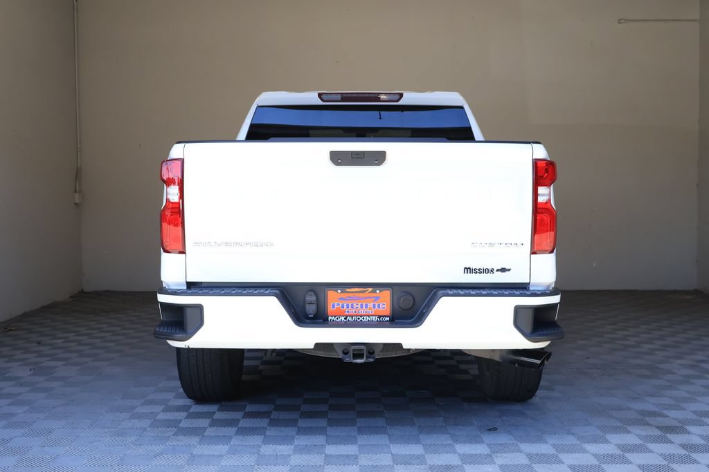 Used 2021 Chevrolet Silverado 1500 Custom RWD image 11