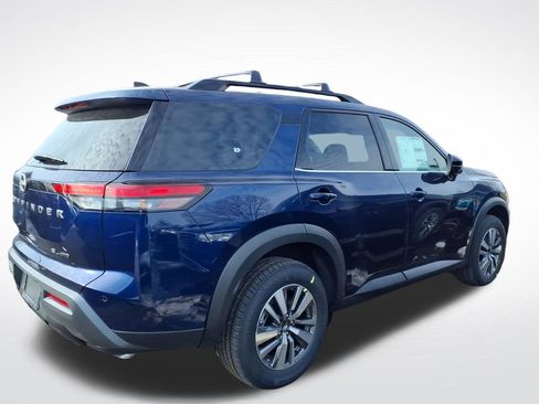 New 2026 Nissan Pathfinder SL image 8
