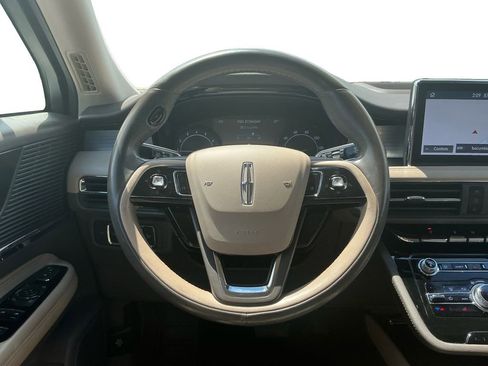 Certified 2020 Lincoln Corsair FWD w/ Premium Package image 18