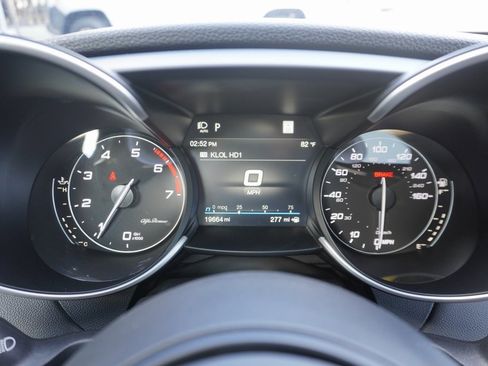 Used 2022 Alfa Romeo Giulia Veloce image 10