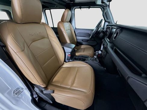 Used 2023 Jeep Wrangler Unlimited Sahara w/ Cold Weather Group image 26