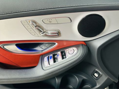 Used 2022 Mercedes-Benz GLC 300 4MATIC Coupe image 22