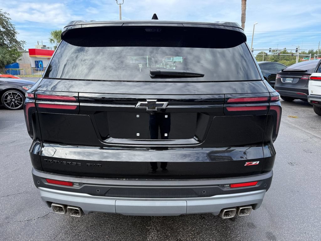 Used 2026 Chevrolet Traverse Z71 w/ Driver Confidence Package AWD/4WD image 6