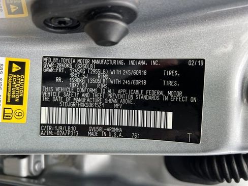 Used 2019 Toyota Highlander XLE image 19