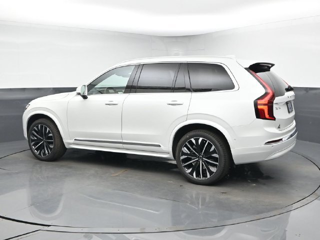 New 2027 Volvo XC90 B5 Plus AWD/4WD image 6
