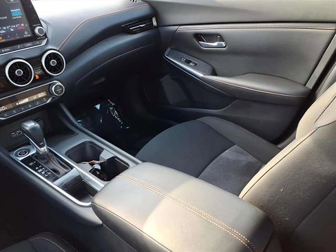 Used 2023 Nissan Sentra SR w/ Midnight Edition Package image 12