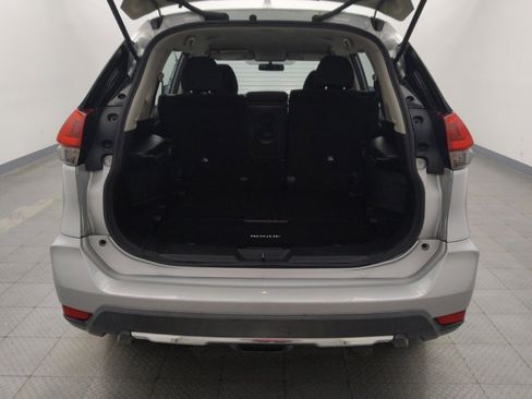 Used 2018 Nissan Rogue S FWD image 29