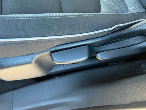 Used 2025 Chevrolet TrailBlazer LT image 23