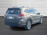 Used 2021 Subaru Forester Premium image 4