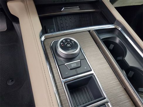 Used 2024 Ford Expedition Max Limited image 23