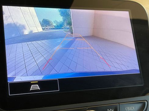 Used 2024 Chevrolet Malibu LT image 17