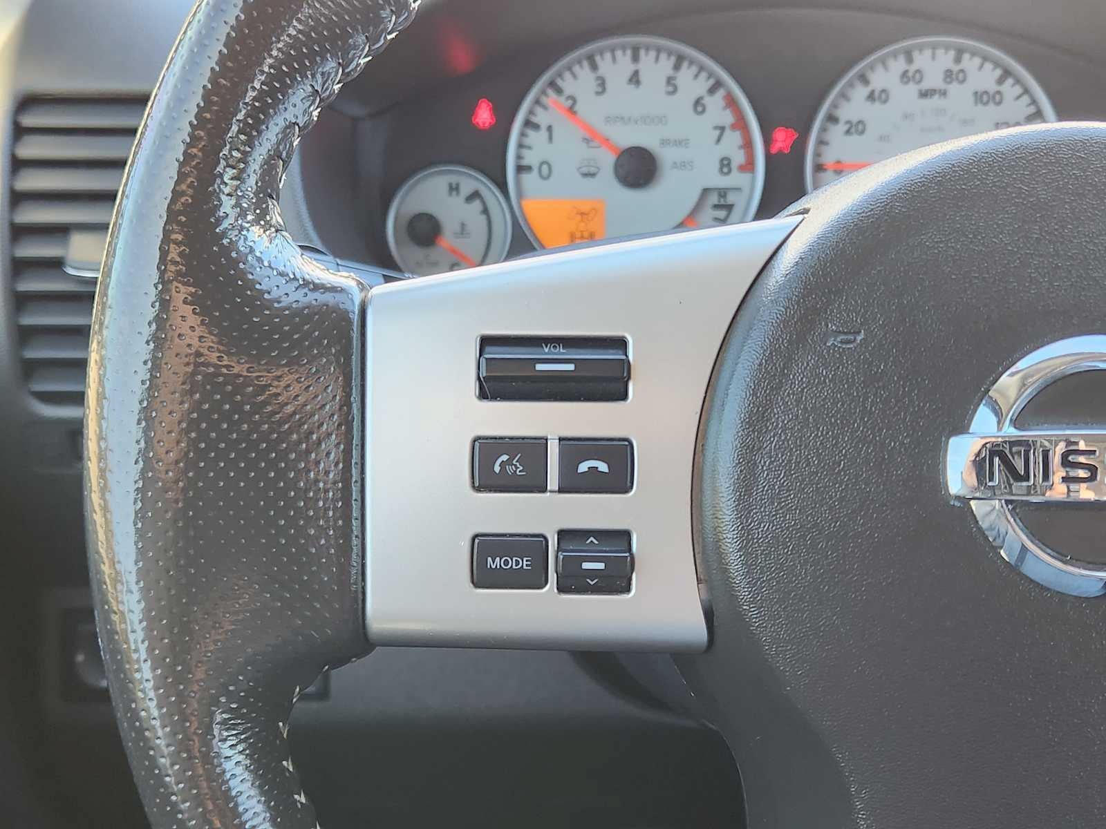 Used 2019 Nissan Frontier PRO-4X w/ Pro-4x Luxury Package AWD/4WD image 17
