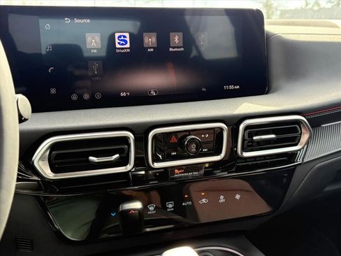 New 2026 Nissan Sentra SR image 12