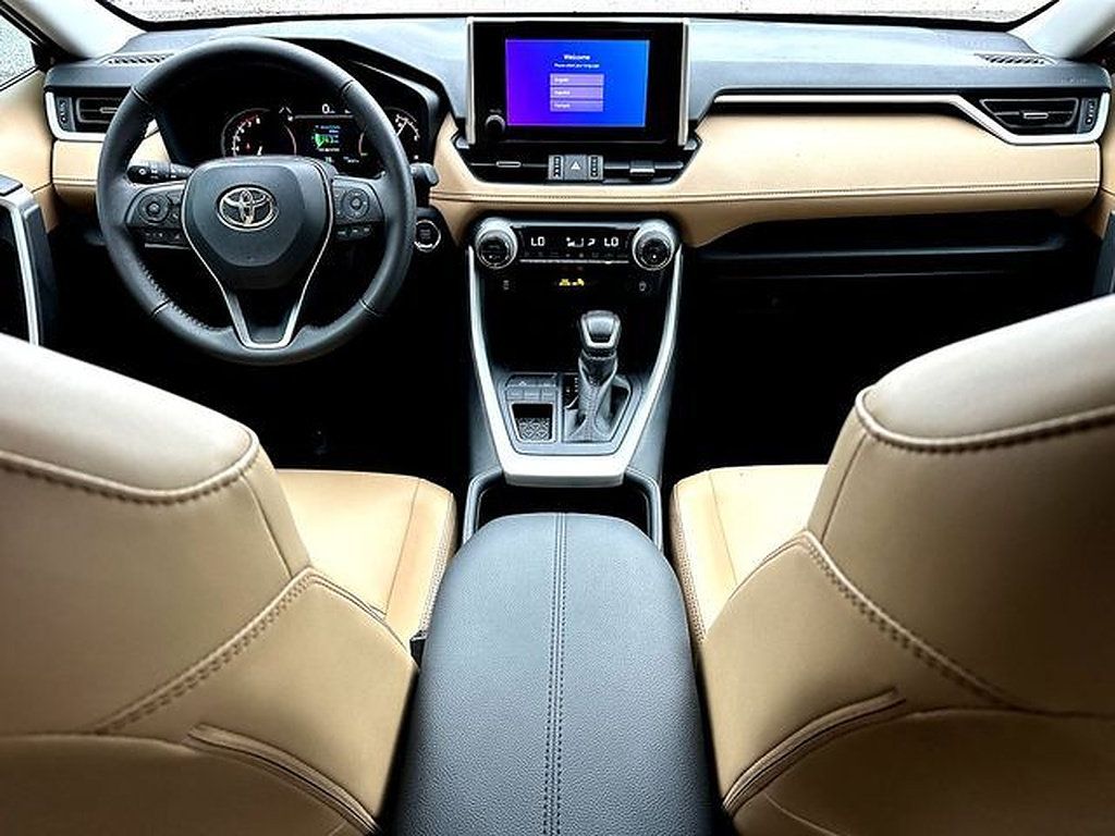 Certified 2025 Toyota RAV4 XLE Premium FWD image 28