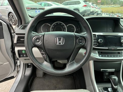 Used 2015 Honda Accord EX-L image 20