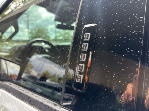 Certified 2023 Ford F150 Raptor AWD/4WD image 17