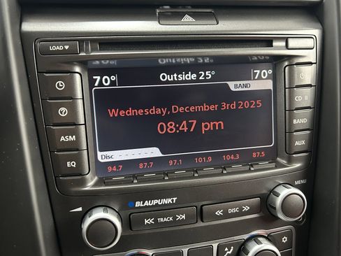 Used 2009 Pontiac G8 GT w/ Premium Package image 15