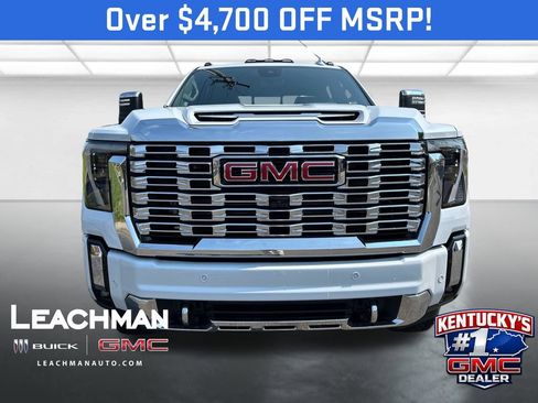 New 2026 GMC Sierra 2500 Denali w/ Denali Reserve Package image 8