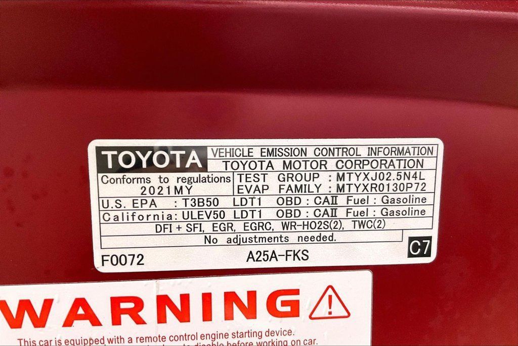 Used 2021 Toyota RAV4 LE w/ Carpet Mat Package (TMS) AWD/4WD image 30