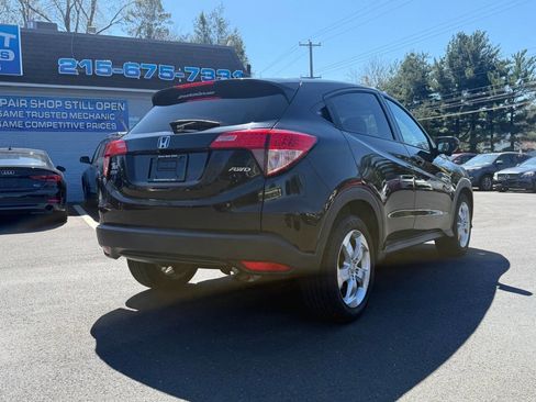 Used 2016 Honda HR-V EX image 11