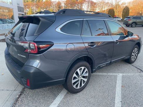 Used 2022 Subaru Outback Premium w/ Popular Package #1 image 3