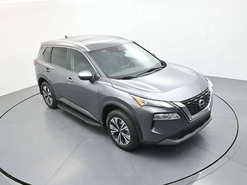 Used 2023 Nissan Rogue SV w/ SV Premium B Package FWD image 27