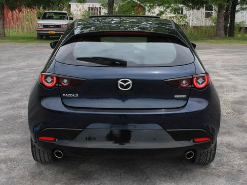 Used 2024 MAZDA MAZDA3 s FWD image 5