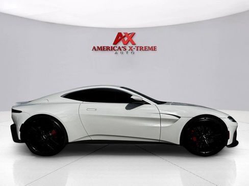 Used 2023 Aston Martin V8 Vantage Coupe image 6