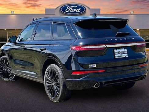 Used 2023 Lincoln Corsair Reserve w/ Equipment Group 201A AWD/4WD image 2