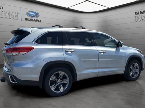 Used 2019 Toyota Highlander Limited Platinum AWD/4WD image 7