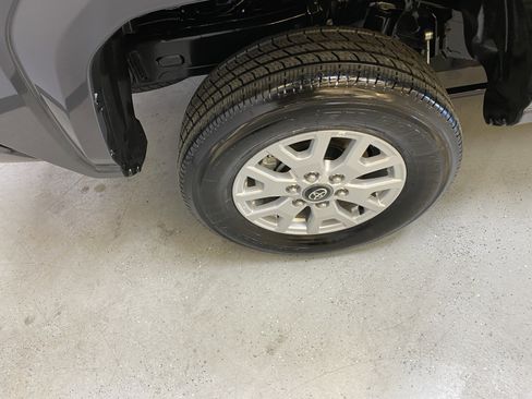 Used 2025 Toyota Tacoma SR5 image 13