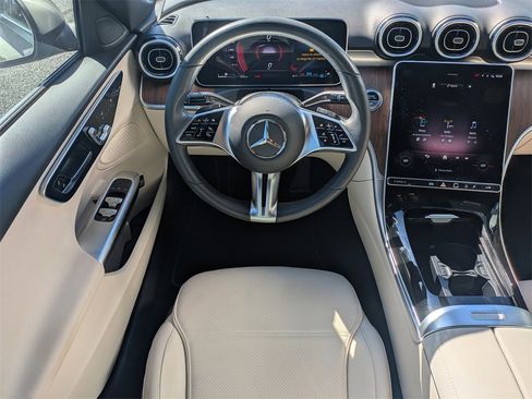 Used 2022 Mercedes-Benz C 300 Sedan image 14