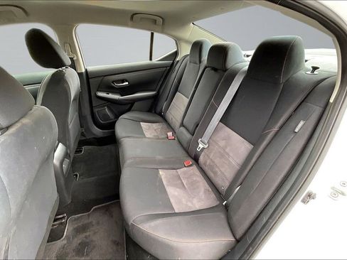 Used 2021 Nissan Sentra SR FWD image 25