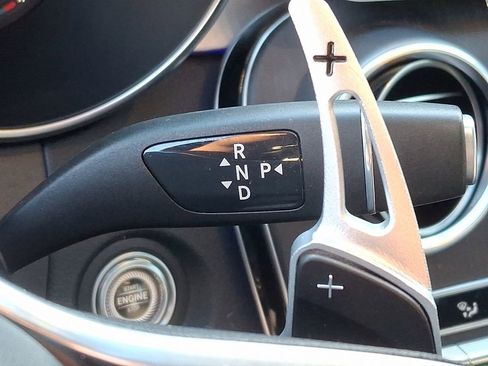 Used 2021 Mercedes-Benz GLC 300 4MATIC image 15