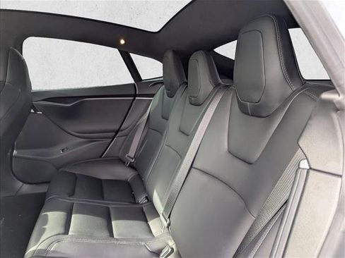 Used 2019 Tesla Model S Long Range image 17