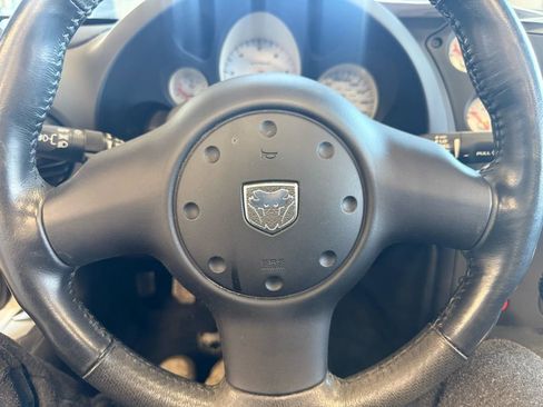 Used 2004 Dodge Viper SRT-10 image 44