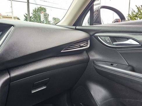 Used 2021 Buick Envision Essence w/ Technology Package I image 24