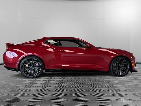 Used 2018 Chevrolet Camaro ZL1 RWD image 9