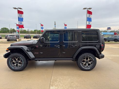 Used 2018 Jeep Wrangler Unlimited Rubicon AWD/4WD image 8