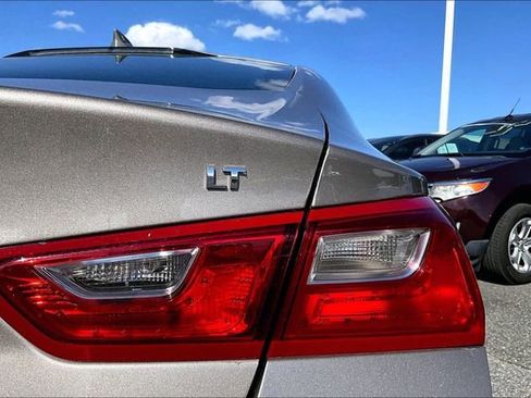 Used 2024 Chevrolet Malibu LT FWD image 23